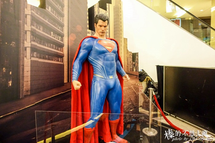 吉隆坡Pavilion百貨公司 蝙蝠俠對超人-正義曙光