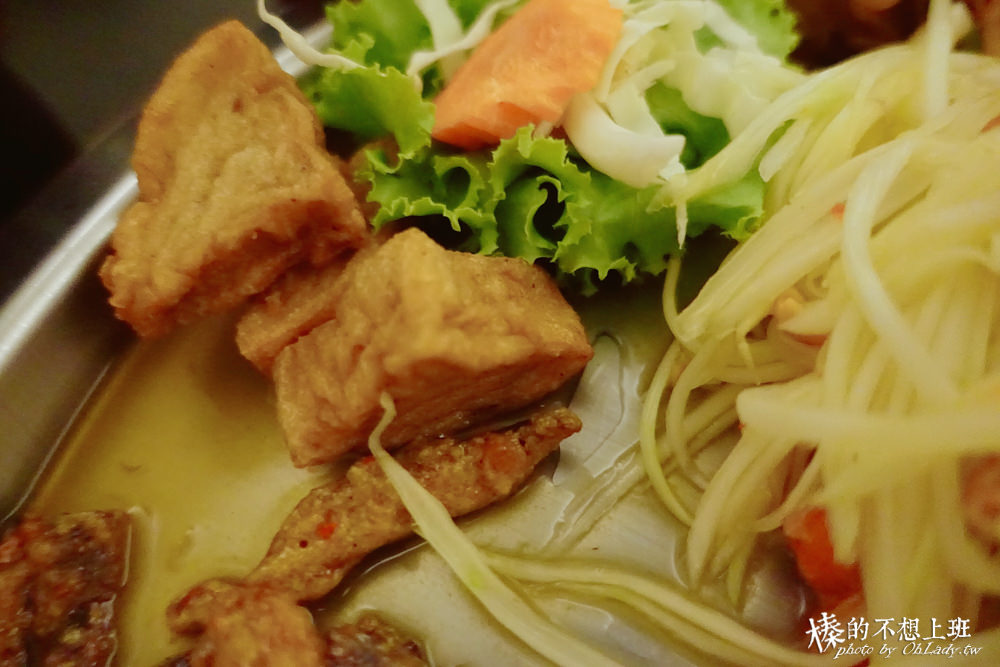 曼谷平價美食東北菜米其林一顆星